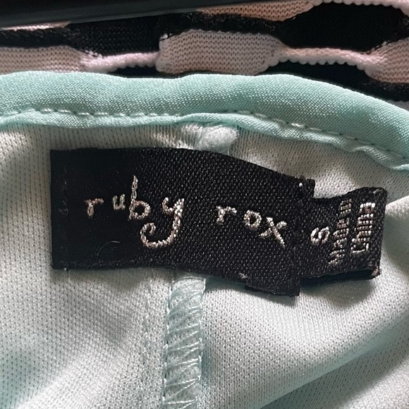 Ruby Rox - Small mini dress - Picture 4 of 4